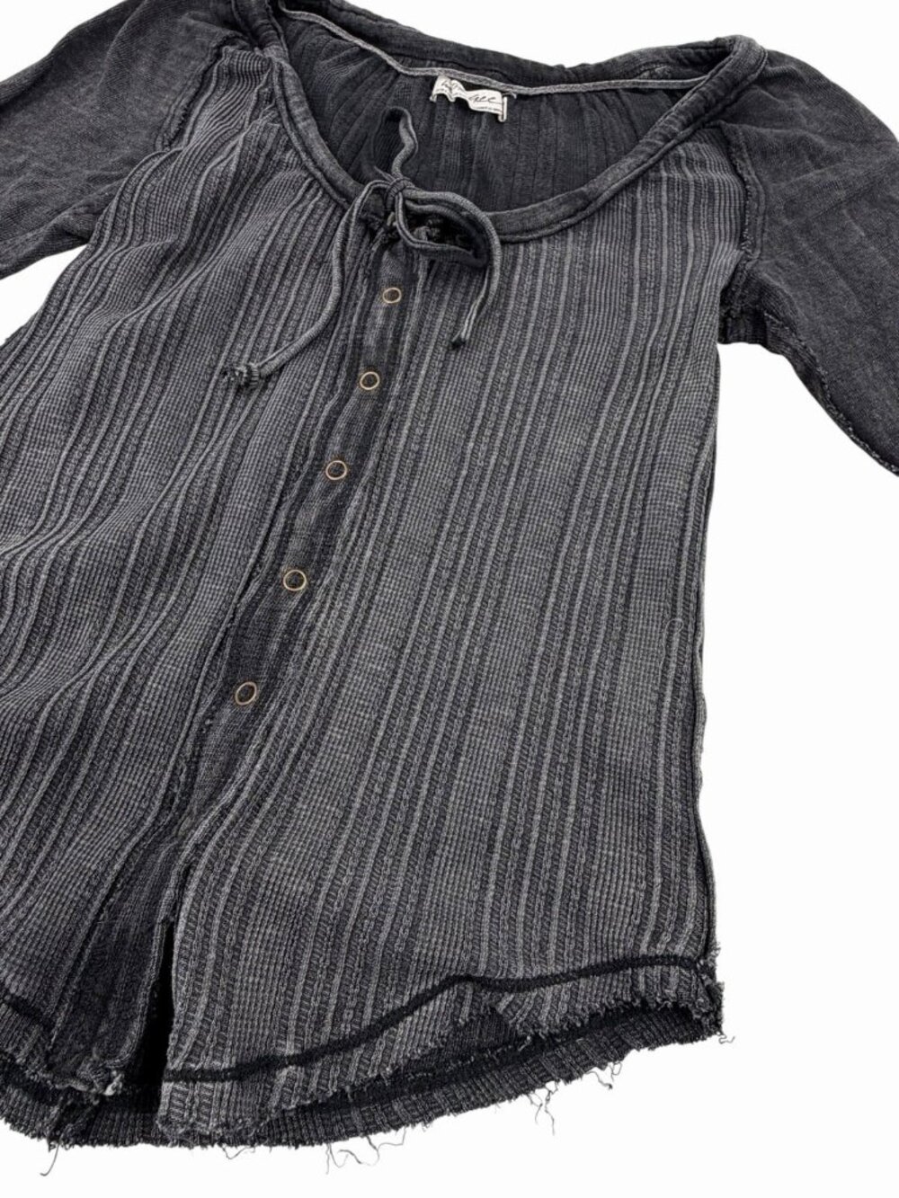 FREE PEOPLE Women's Faded Black Short Sleeve Snap Front Short Sleeve Shirt XS - Picture 2 of 5